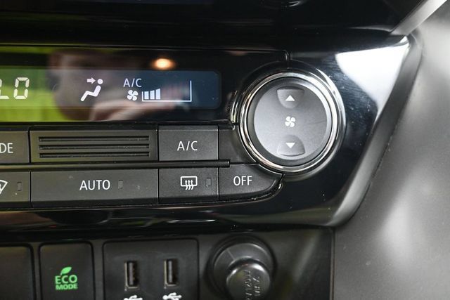 Used 2018 Mitsubishi Eclipse Cross LE AWD/4WD image 24