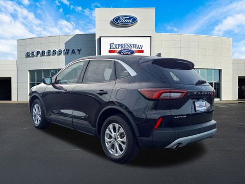 Used 2023 Ford Escape Active w/ Tech Pack #1 image 8