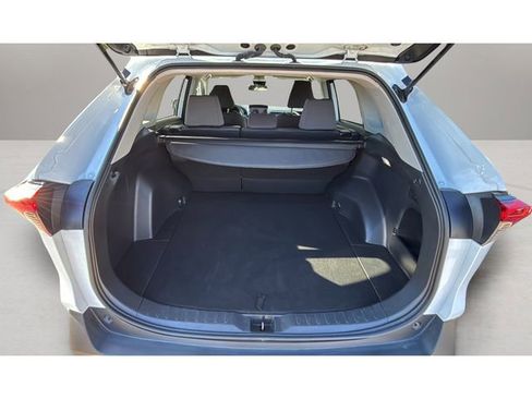 Used 2024 Toyota RAV4 XLE image 31