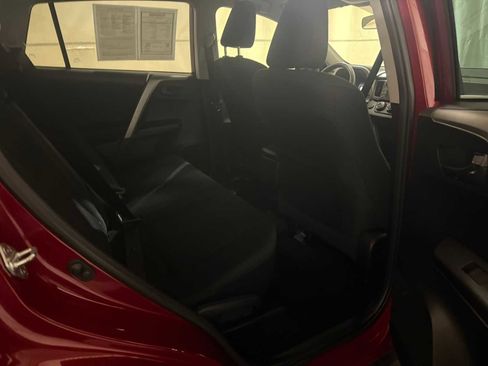 Used 2018 Toyota RAV4 LE w/ All Weather Liner Package image 25