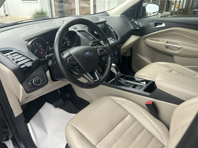 Used 2019 Ford Escape Titanium FWD image 19