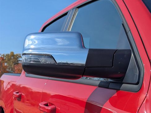 Used 2024 RAM 1500 Laramie image 30