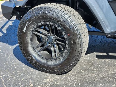 Used 2019 Jeep Wrangler Unlimited Sport S AWD/4WD image 10