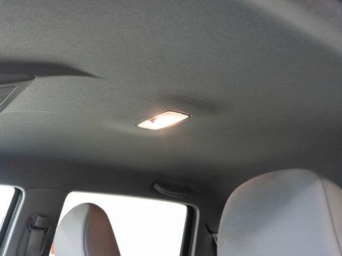 Used 2013 Toyota Tacoma 4x4 Double Cab w/ TRD Off-Road Pkg image 21