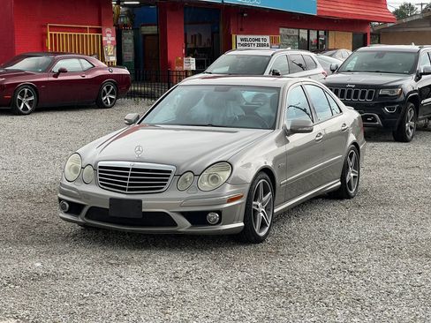 Used 2009 Mercedes-Benz E 63 AMG Sedan image 3