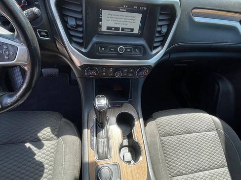 Used 2018 GMC Acadia SLE AWD/4WD image 7