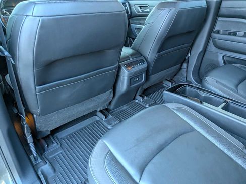 Used 2022 Nissan Pathfinder SL w/ SL Premium Package image 17