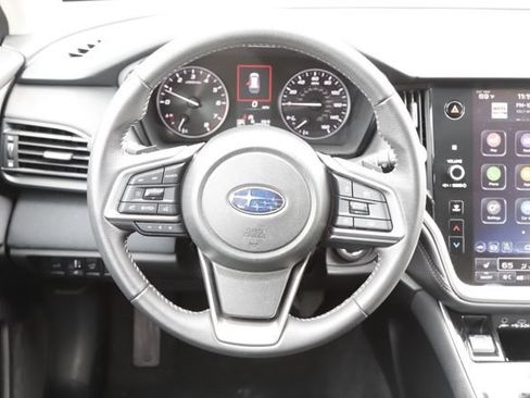 Used 2025 Subaru Outback Premium AWD/4WD image 20