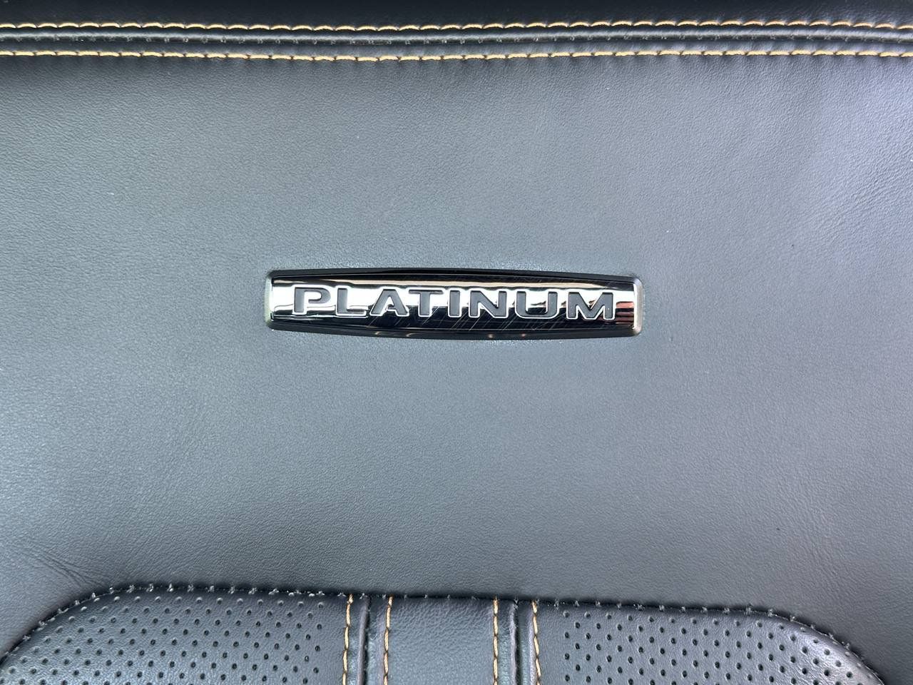 Used 2024 Ford Expedition Max Platinum AWD/4WD image 59