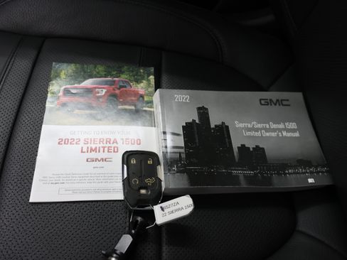 Used 2022 GMC Sierra 1500 Denali w/ Denali Premium Package AWD/4WD image 65