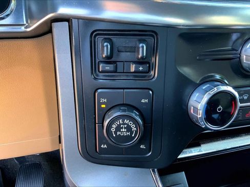 Used 2022 Ford F150 Lariat AWD/4WD image 29