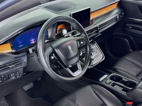 Used 2022 Lincoln Corsair Grand Touring w/ Towing Package image 5