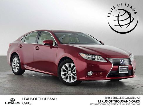 Used 2014 Lexus ES 300h w/ Luxury Package w/Bamboo Trim image 1