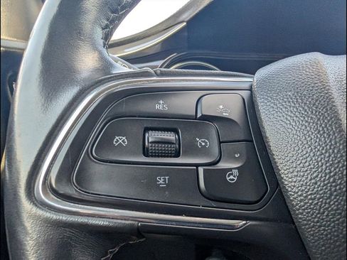 Used 2020 Buick Encore GX Essence w/ Experience Buick Package image 19