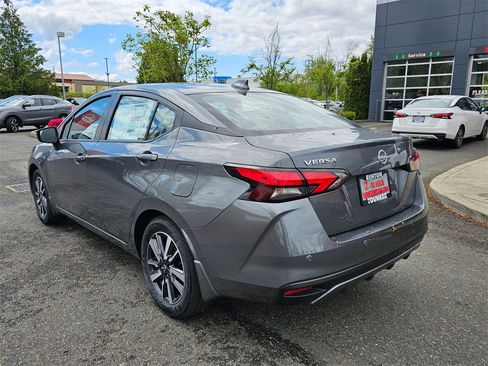New 2025 Nissan Versa SV w/ Trunk Package image 4