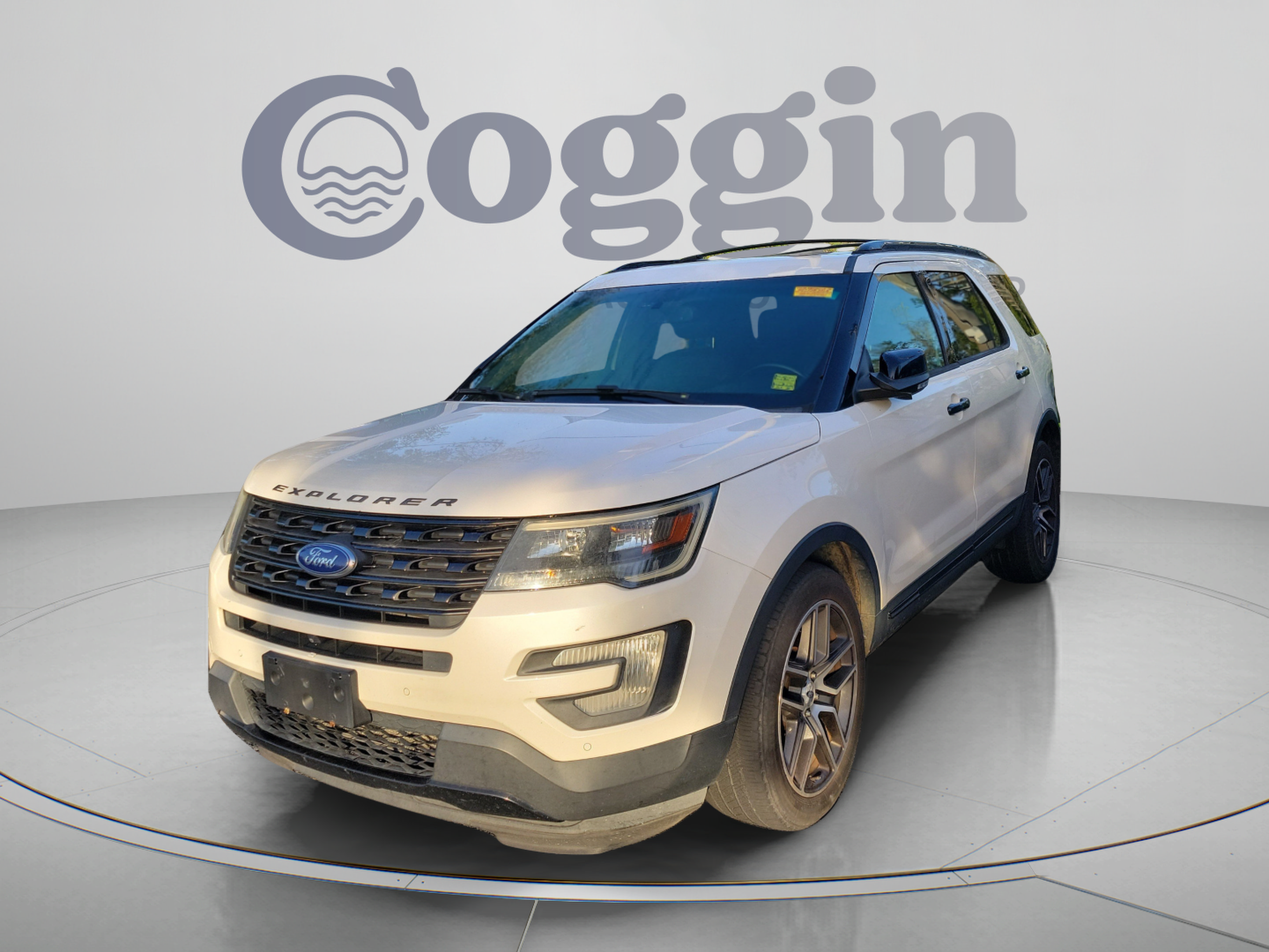 Used 2016 Ford Explorer Sport w/ Equipment Group 401A AWD/4WD image 4