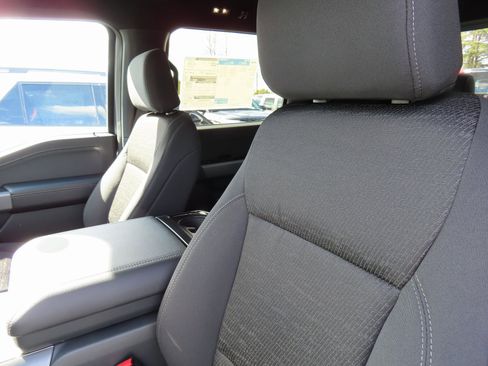 New 2025 Ford F150 XLT w/ Equipment Group 302A MID image 15