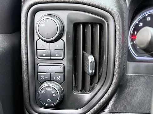 Used 2021 Chevrolet Silverado 1500 Custom Trail Boss w/ LPO, Dark Essentials Package image 21