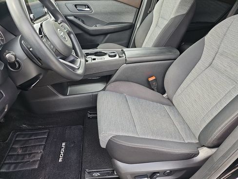 Used 2021 Nissan Rogue SV AWD/4WD image 19