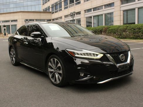 Used 2020 Nissan Maxima Platinum w/ Sport Mat Group FWD image 1