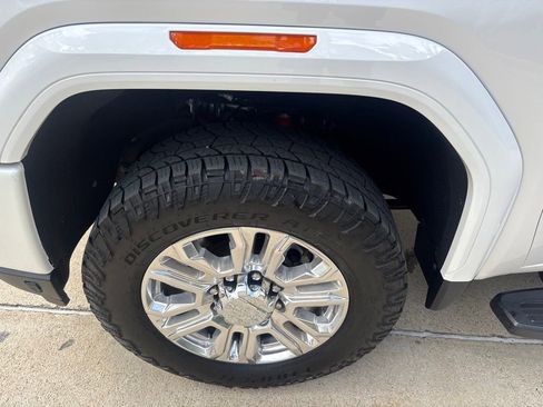 Used 2022 GMC Sierra 2500 Denali w/ Denali Ultimate Package AWD/4WD image 27