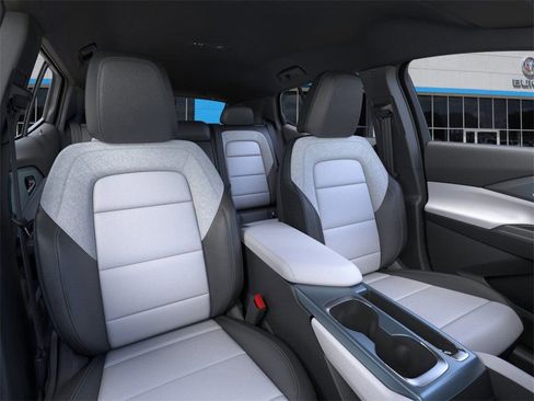 New 2026 Chevrolet Equinox EV LT image 16