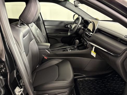 New 2026 Jeep Compass Latitude AWD/4WD image 39