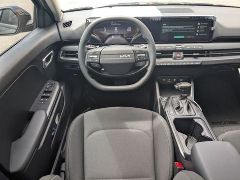 New 2026 Kia K4 FWD image 14
