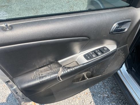 Used 2012 Dodge Journey American Value Package w/ Flexible Seating Group image 10