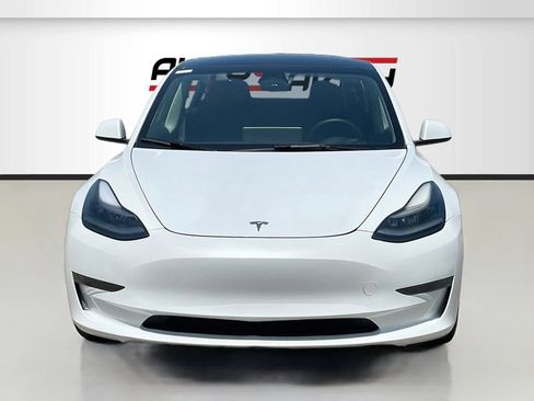 Used 2023 Tesla Model 3 Standard Range RWD image 2