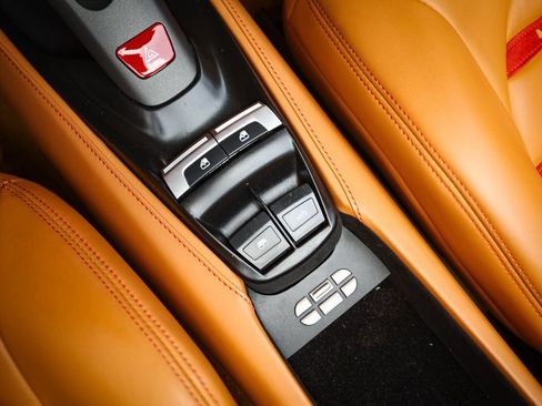 Certified 2019 Ferrari 488 Spider RWD image 39