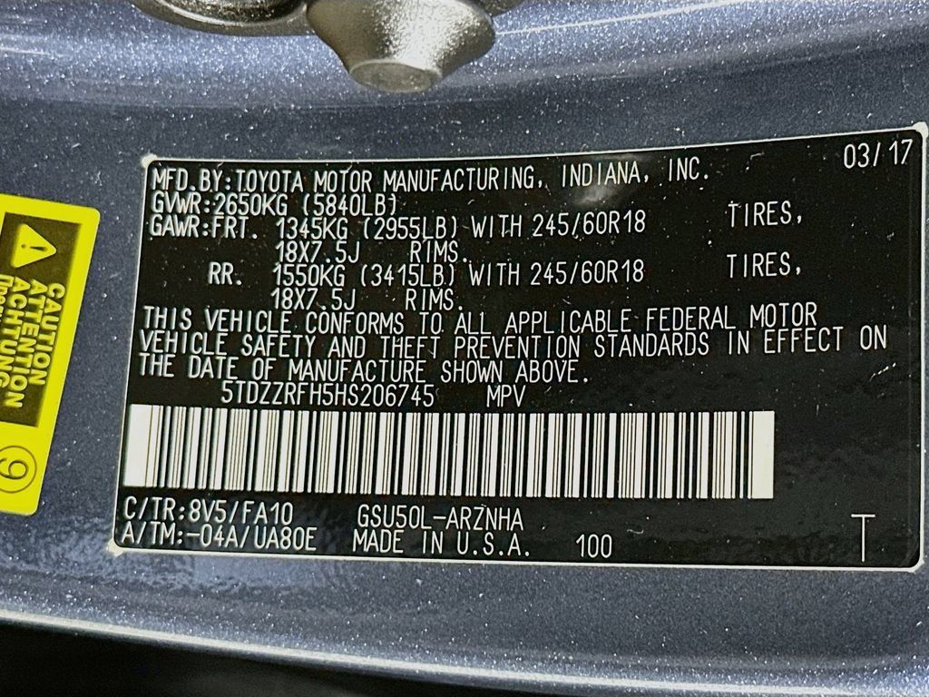 Used 2017 Toyota Highlander Plus FWD image 39