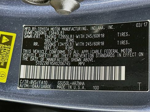 Used 2017 Toyota Highlander Plus FWD image 39
