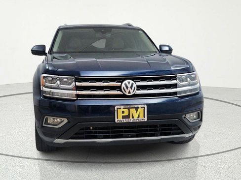 Used 2018 Volkswagen Atlas SEL Premium image 2