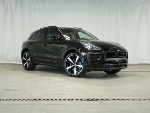 New 2026 Porsche Macan AWD/4WD image 9