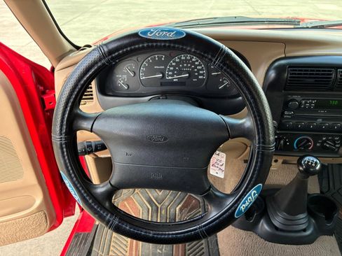 Used 1998 Ford Ranger XLT RWD image 10