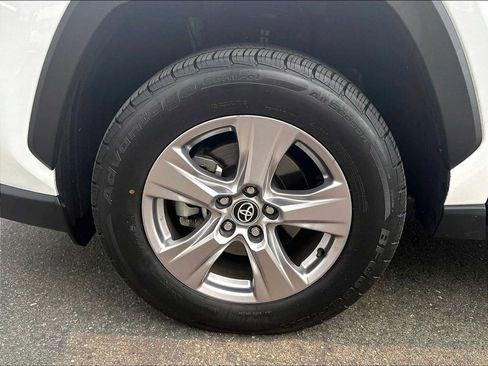 Used 2023 Toyota RAV4 XLE w/ Convenience Package FWD image 11