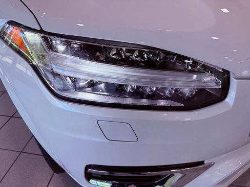 Used 2024 Volvo XC90 T8 Ultimate w/ Lounge Package image 20