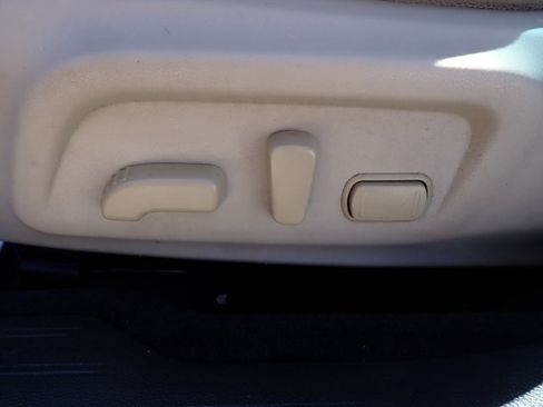 Used 2015 Subaru Legacy 3.6R Limited AWD/4WD image 12
