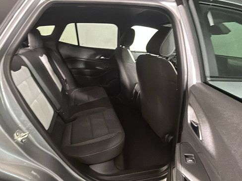 Used 2024 Chevrolet Trax RS w/ Driver Confidence Package FWD image 32