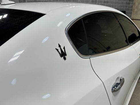 Used 2022 Maserati Quattroporte Modena Q4 image 5