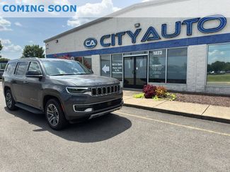 Used 2024 Jeep Wagoneer Series II w/ Flexible Seating Group RWD video 1