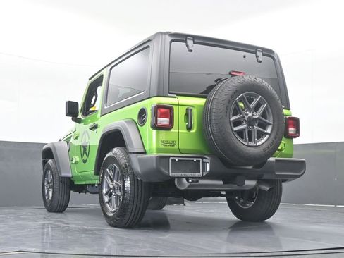 Used 2025 Jeep Wrangler Sport image 50