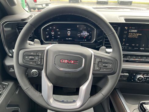New 2026 GMC Sierra 1500 SLT image 26