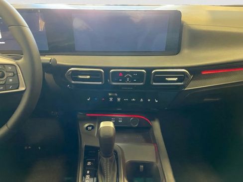 New 2026 Nissan Sentra SV w/ SV Convenience Package FWD image 11