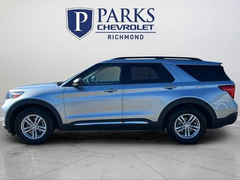 Used 2023 Ford Explorer XLT w/ Equipment Group 202A image 4