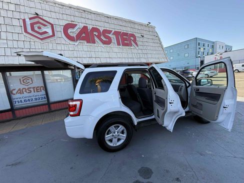 Used 2009 Ford Escape 4WD Hybrid image 17