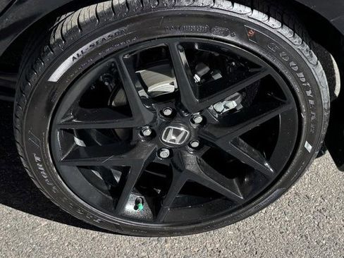 Used 2025 Honda Civic Sport image 8
