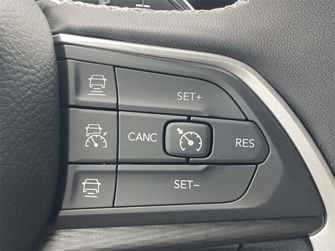 New 2025 Jeep Grand Cherokee Altitude image 53