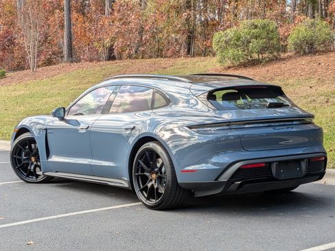 New 2026 Porsche Taycan GTS AWD/4WD image 3